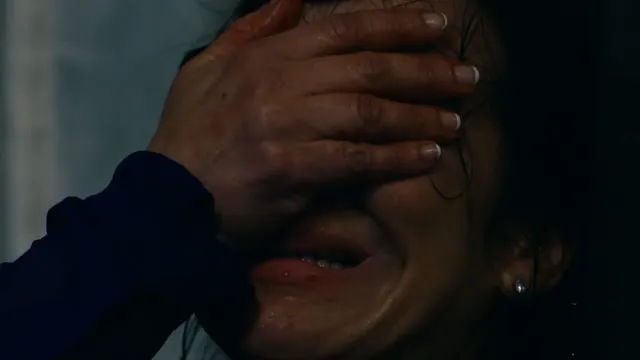 Hình ảnh trong phim Ngoài Vòng Kiểm Soát (Phần 1) trên TVHay Hình ảnh trong phim Ngoài Vòng Kiểm Soát (Phần 1) trên TVHay