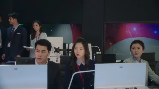 Hình ảnh trong phim Nữ Hoàng Tin Tức (Phần 1) trên TVHay Hình ảnh trong phim Nữ Hoàng Tin Tức (Phần 1) trên TVHay