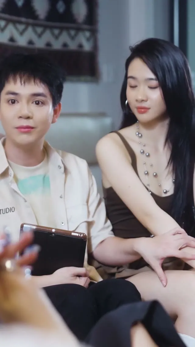 Yêu Anh Ngàn Chông Gai 2025 Vietsub HD - TVHay Yêu Anh Ngàn Chông Gai 2025 Vietsub HD - TVHay