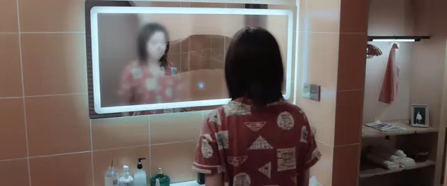 Xem phim Sau Lưng Cô Ấy, Trước Mắt Tôi Vietsub HD tại TVHay Xem phim Sau Lưng Cô Ấy, Trước Mắt Tôi Vietsub HD tại TVHay