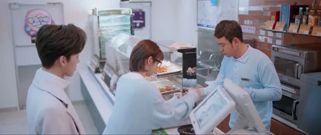 Hình ảnh trong phim Anh Ấy Hoàn Hảo trên TVHay Hình ảnh trong phim Anh Ấy Hoàn Hảo trên TVHay