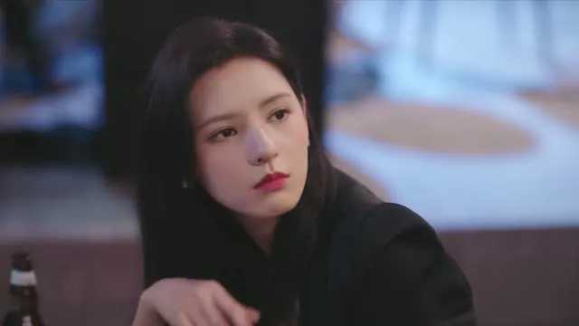 Hình ảnh trong phim Khi Bóng Đêm Gợn Sóng trên TVHay Hình ảnh trong phim Khi Bóng Đêm Gợn Sóng trên TVHay