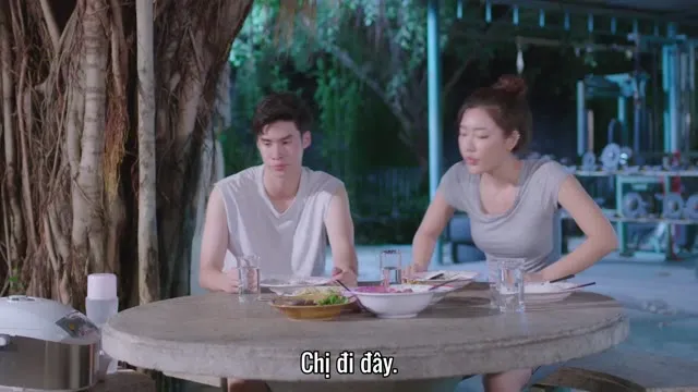 Cú Đấm Móc 2020 Vietsub HD - TVHay Cú Đấm Móc 2020 Vietsub HD - TVHay