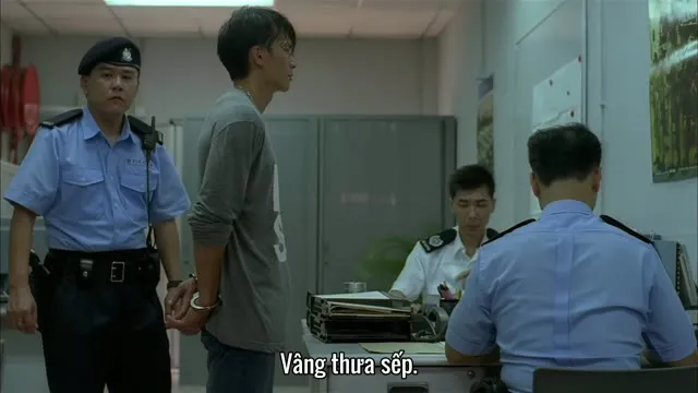 Hình ảnh trong phim Đơn Vị Chiến Thuật : Cảnh Lệ trên TVHay Hình ảnh trong phim Đơn Vị Chiến Thuật : Cảnh Lệ trên TVHay