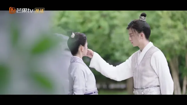 Lương Nhân Nguy Hiểm 2021 Vietsub HD - TVHay Lương Nhân Nguy Hiểm 2021 Vietsub HD - TVHay