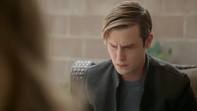 Xem Tyler Henry: Cuộc Sống Sau Khi Chết tập 3 Vietsub tại TVHay Xem Tyler Henry: Cuộc Sống Sau Khi Chết tập 3 Vietsub tại TVHay