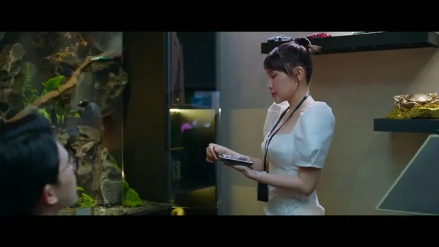 Hình ảnh trong phim Trên Bàn Nhậu Dưới Bàn Mưu trên TVHay Hình ảnh trong phim Trên Bàn Nhậu Dưới Bàn Mưu trên TVHay