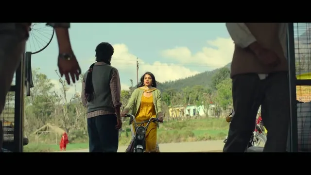 Súng Và Hoa Hồng 2023 Vietsub HD - TVHay Súng Và Hoa Hồng 2023 Vietsub HD - TVHay