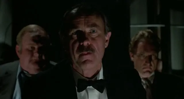 Người Đàn Ông Đi Giày Đỏ 1985 Vietsub HD - TVHay Người Đàn Ông Đi Giày Đỏ 1985 Vietsub HD - TVHay