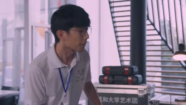 Hình ảnh trong phim Gió Lớn Thổi Qua trên TVHay Hình ảnh trong phim Gió Lớn Thổi Qua trên TVHay