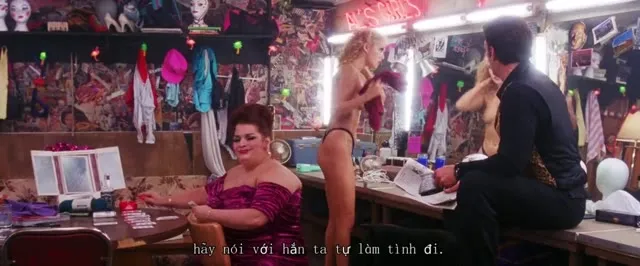 Xem phim Showgirls Vietsub HD tại TVHay Xem phim Showgirls Vietsub HD tại TVHay