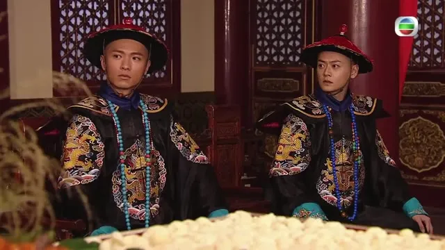 Xem phim Đôi Đũa Mạ Vàng Lồng Tiếng HD tại TVHay Xem phim Đôi Đũa Mạ Vàng Lồng Tiếng HD tại TVHay
