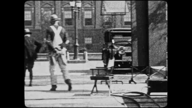 Hình ảnh trong phim The Real Charlie Chaplin trên TVHay Hình ảnh trong phim The Real Charlie Chaplin trên TVHay