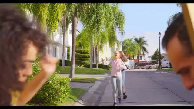 Xem phim Chiến Tranh Hàng Xóm Vietsub HD tại TVHay Xem phim Chiến Tranh Hàng Xóm Vietsub HD tại TVHay