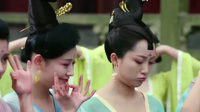 Manh Phi Giá Đáo 2018 Vietsub HD - TVHay Manh Phi Giá Đáo 2018 Vietsub HD - TVHay