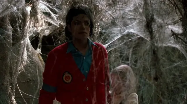 Hình ảnh trong phim Moonwalker trên TVHay Hình ảnh trong phim Moonwalker trên TVHay