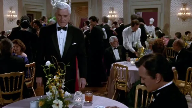 Hình ảnh trong phim The Naked Gun 2 1/2: The Smell Of Fear trên TVHay Hình ảnh trong phim The Naked Gun 2 1/2: The Smell Of Fear trên TVHay