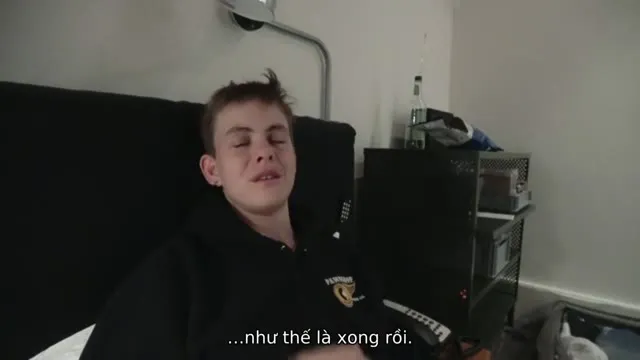 Thăng bằng trên ván trượt: Câu chuyện của Leo Baker 2022 Vietsub HD - TVHay Thăng bằng trên ván trượt: Câu chuyện của Leo Baker 2022 Vietsub HD - TVHay
