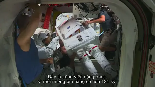 Trở lại vũ trụ 2022 Vietsub HD - TVHay Trở lại vũ trụ 2022 Vietsub HD - TVHay