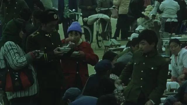 Thu Cúc Đi Kiện 1992 Vietsub HD - TVHay Thu Cúc Đi Kiện 1992 Vietsub HD - TVHay