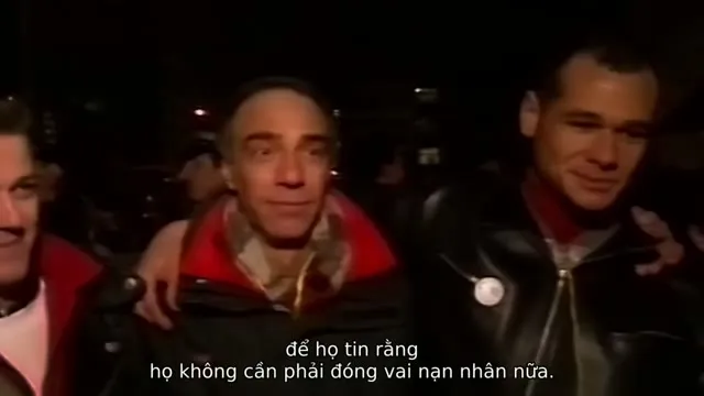 Hình ảnh trong phim Peter Tatchell: Nhân Quyền và Tranh Cãi trên TVHay Hình ảnh trong phim Peter Tatchell: Nhân Quyền và Tranh Cãi trên TVHay