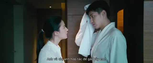 Hình ảnh trong phim Hóa Ra Anh Vẫn Ở Đây trên TVHay Hình ảnh trong phim Hóa Ra Anh Vẫn Ở Đây trên TVHay