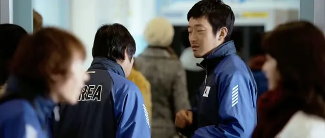 Cú Đáp Hoàn Hảo 2009 Vietsub HD - TVHay Cú Đáp Hoàn Hảo 2009 Vietsub HD - TVHay