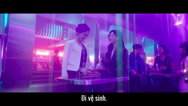 Xem phim Khi Ánh Sao Rơi Xuống Biển Hoa / Khi Ánh Sao Rơi Vietsub + Thuyết Minh HD tại TVHay