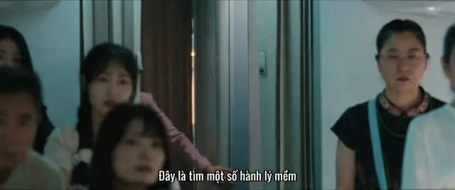 Hình ảnh trong phim Đôi Cánh Kinh Hoàng trên TVHay Hình ảnh trong phim Đôi Cánh Kinh Hoàng trên TVHay