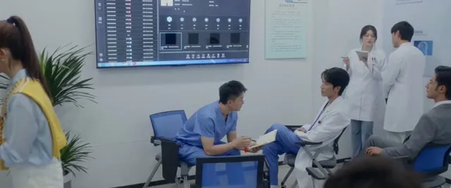 Hình ảnh trong phim Gọi Ngay Bác Sĩ Khương! trên TVHay Hình ảnh trong phim Gọi Ngay Bác Sĩ Khương! trên TVHay