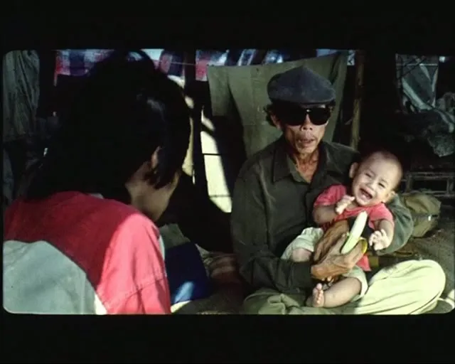 Vua Bãi Rác 2002 Vietsub HD - TVHay Vua Bãi Rác 2002 Vietsub HD - TVHay