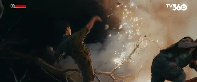 Mưa Đỏ 2025 Vietsub HD - TVHay Mưa Đỏ 2025 Vietsub HD - TVHay