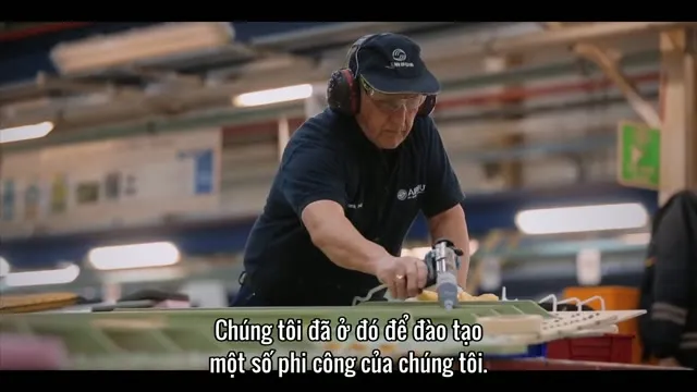 Hình ảnh trong phim Tỷ Phú Trai Hư: Ấn Độ trên TVHay Hình ảnh trong phim Tỷ Phú Trai Hư: Ấn Độ trên TVHay