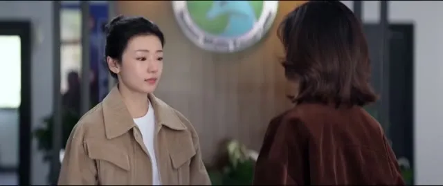 Nhà Hàng Lựu Đỏ 2025 Vietsub HD - TVHay Nhà Hàng Lựu Đỏ 2025 Vietsub HD - TVHay