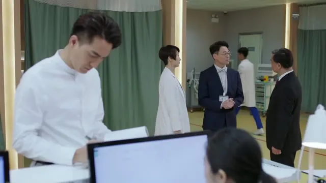 Xem phim Lương Y Giữa Bầu Trời Sao (Bác Sĩ Nhi Khoa) Lồng Tiếng HD tại TVHay Xem phim Lương Y Giữa Bầu Trời Sao (Bác Sĩ Nhi Khoa) Lồng Tiếng HD tại TVHay