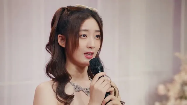 Xem phim Đứng Lại, Hoa Tiểu Thư Vietsub + Thuyết Minh HD tại TVHay Xem phim Đứng Lại, Hoa Tiểu Thư Vietsub + Thuyết Minh HD tại TVHay