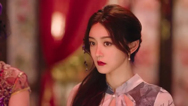 Xem phim Bữa Tiệc Của Cô Ấy Vietsub HD tại TVHay Xem phim Bữa Tiệc Của Cô Ấy Vietsub HD tại TVHay