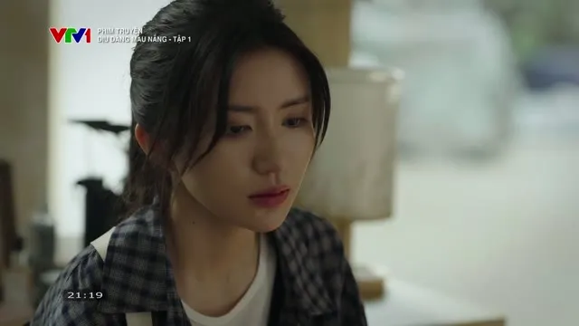 Dịu Dàng Màu Nắng 2025 Vietsub HD - TVHay Dịu Dàng Màu Nắng 2025 Vietsub HD - TVHay