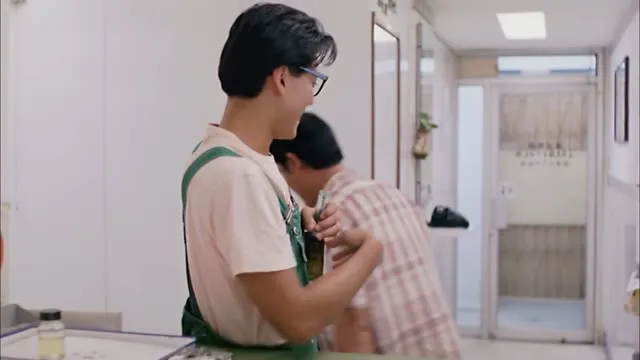 Hình ảnh trong phim Tình Anh Thợ Cạo trên TVHay Hình ảnh trong phim Tình Anh Thợ Cạo trên TVHay